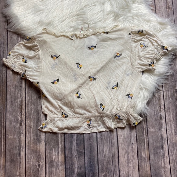 Free people full bloom embroidered crop top - Picture 3 of 5